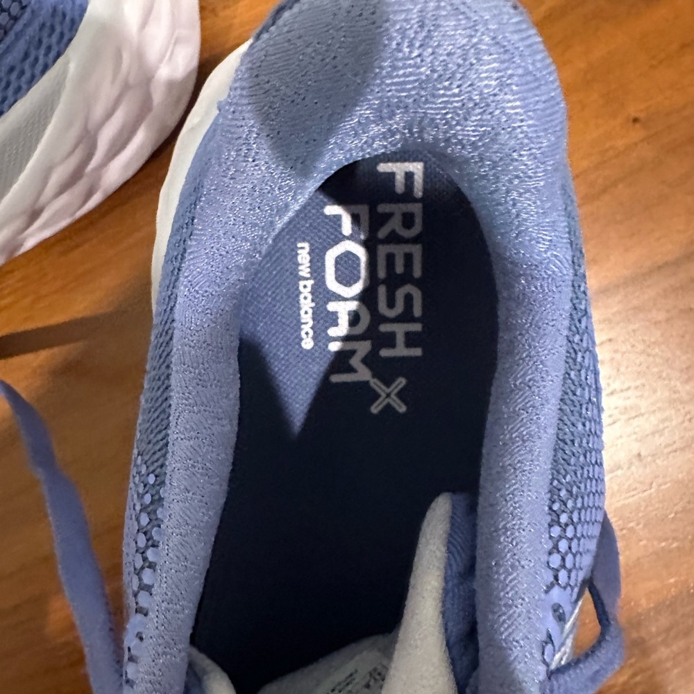 New Balance Blue and White More v3 Sneakers - Picture 4 of 6